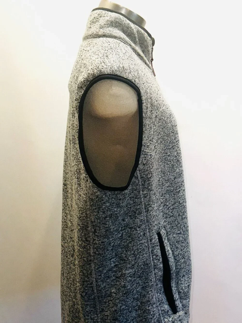 ORVIS Vest Womens Large Gray Full Zip Collared 3-Pockets Outdoor NEW
